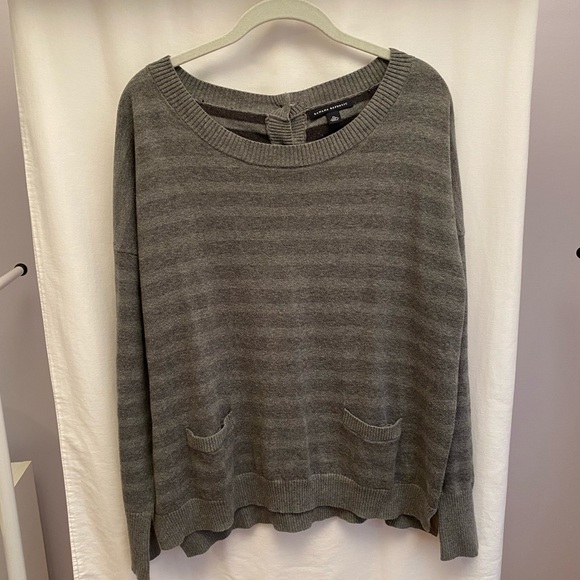 Banana Republic grey striped sweater size XL - Picture 1 of 4